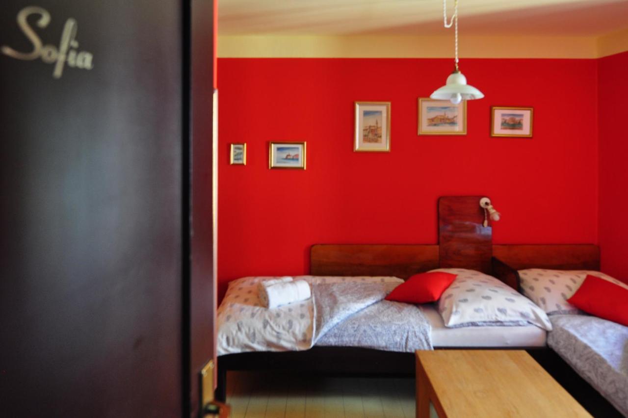 Max Piran Bed and Breakfast Εξωτερικό φωτογραφία